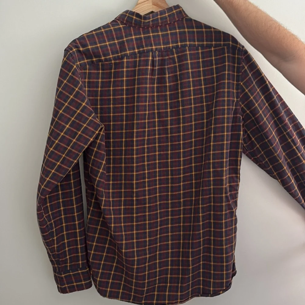 Plaid button down - Picture 4 of 4